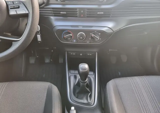 HYUNDAI I20 1.2 Pure