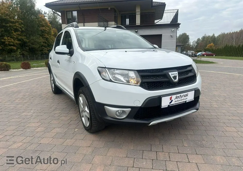 DACIA Sandero Stepway 0.9 TCe Laureate