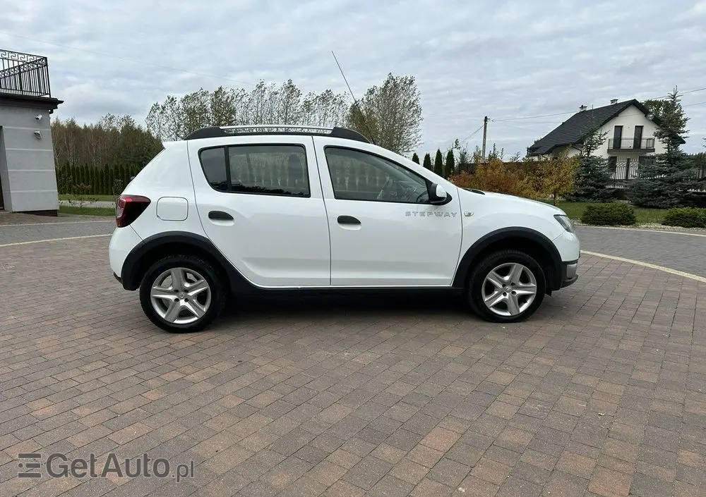 DACIA Sandero Stepway 0.9 TCe Laureate