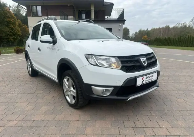 DACIA Sandero Stepway 0.9 TCe Laureate