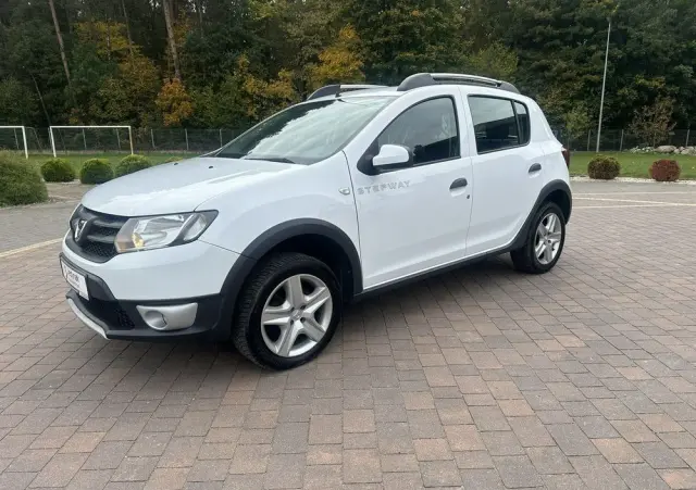 DACIA Sandero Stepway 0.9 TCe Laureate