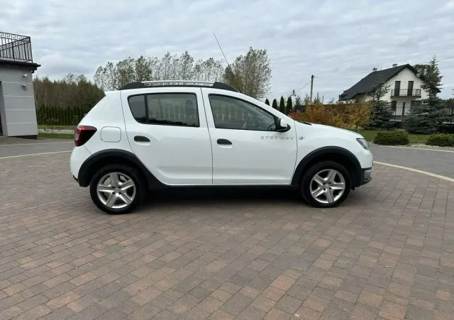 DACIA Sandero Stepway 0.9 TCe Laureate
