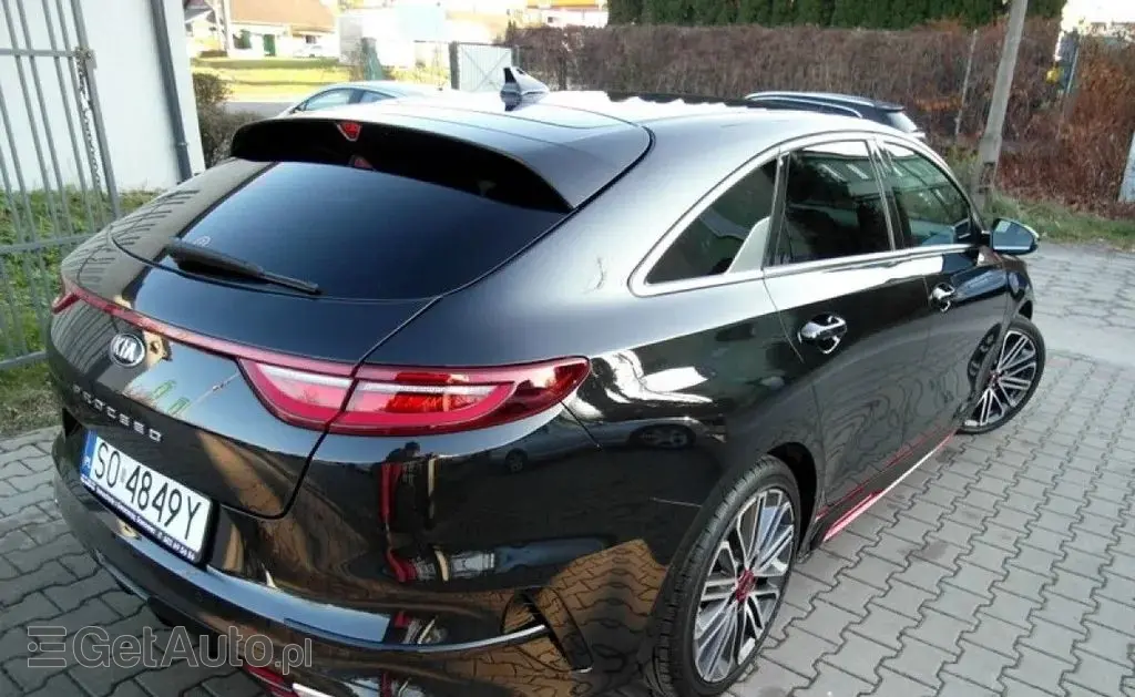 KIA Proceed 