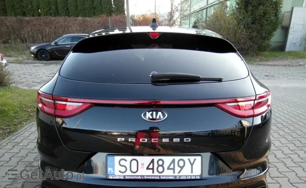 KIA Proceed 