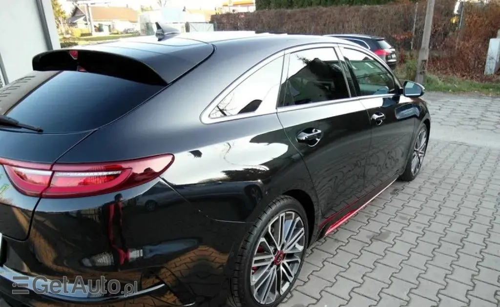 KIA Proceed 