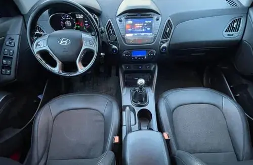 HYUNDAI Ix35 