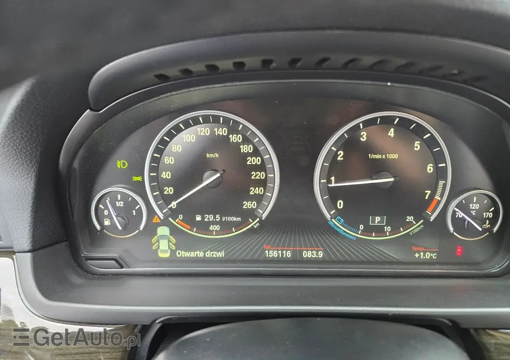 BMW Seria 5 528i xDrive Sport-Aut Luxury Line