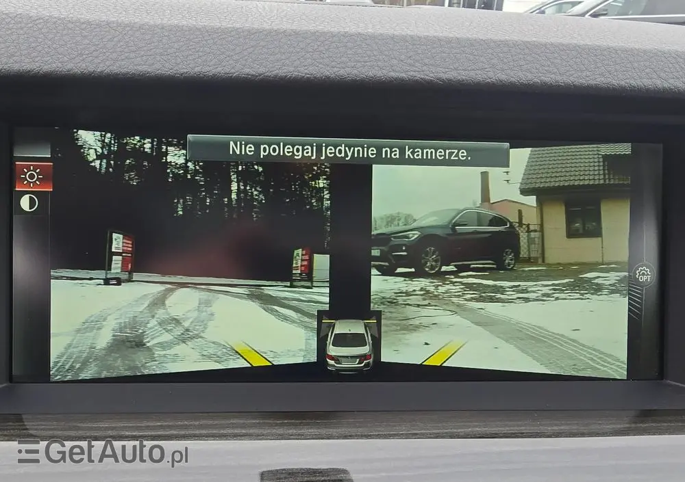 BMW Seria 5 528i xDrive Sport-Aut Luxury Line