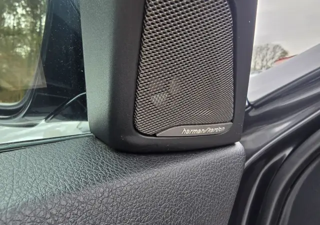 BMW Seria 5 528i xDrive Sport-Aut Luxury Line