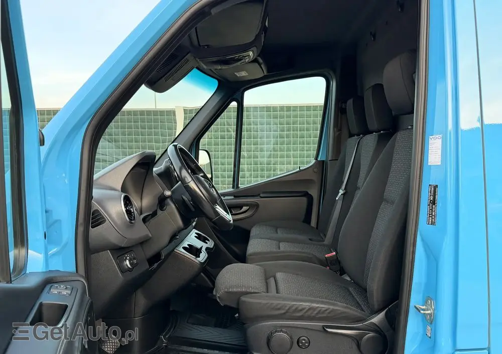 MERCEDES-BENZ SPRINTER // 319 CDI // 3.0 V6 190 KM // AUTOMAT // MAŁY PRZEBIEG //  BEZWYPADKOWY // L2H1 // FULL LED // SALON PL // 1 WŁ // 
