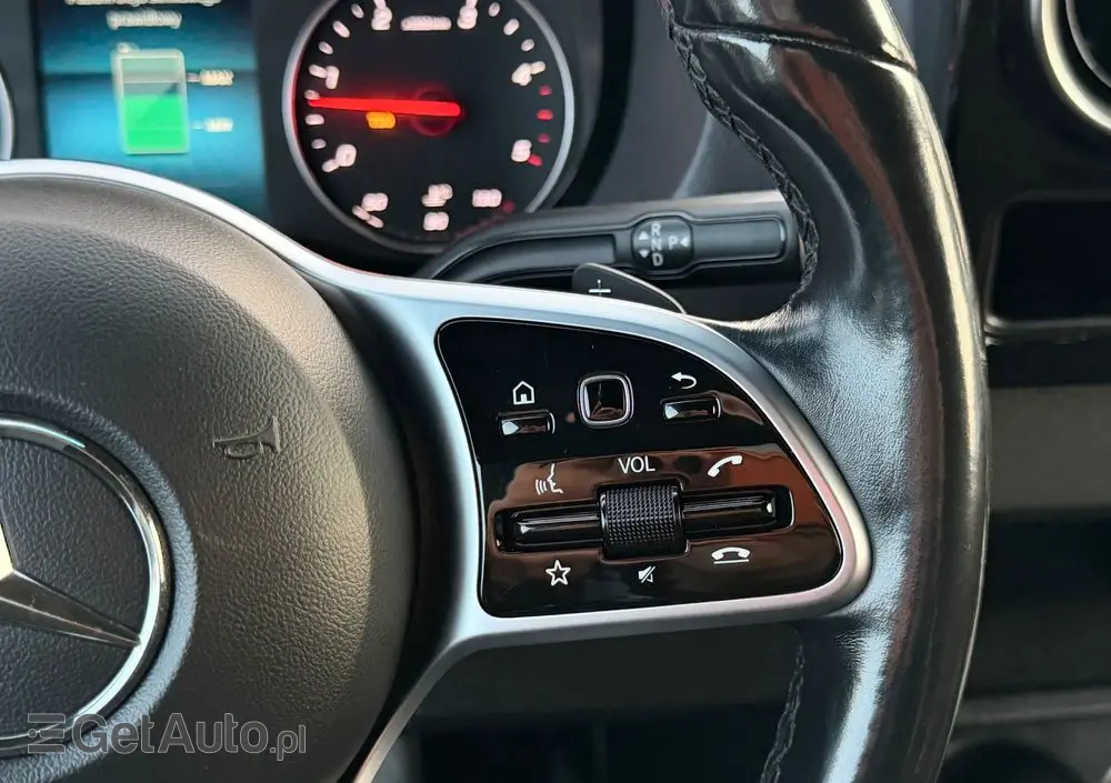 MERCEDES-BENZ SPRINTER // 319 CDI // 3.0 V6 190 KM // AUTOMAT // MAŁY PRZEBIEG //  BEZWYPADKOWY // L2H1 // FULL LED // SALON PL // 1 WŁ // 