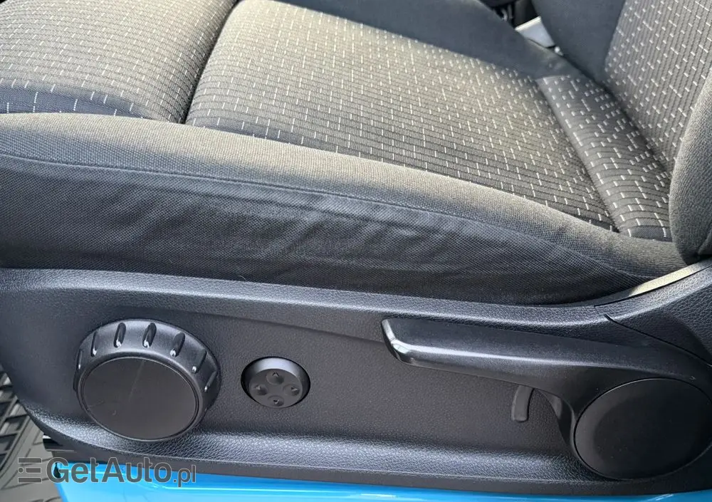 MERCEDES-BENZ SPRINTER // 319 CDI // 3.0 V6 190 KM // AUTOMAT // MAŁY PRZEBIEG //  BEZWYPADKOWY // L2H1 // FULL LED // SALON PL // 1 WŁ // 