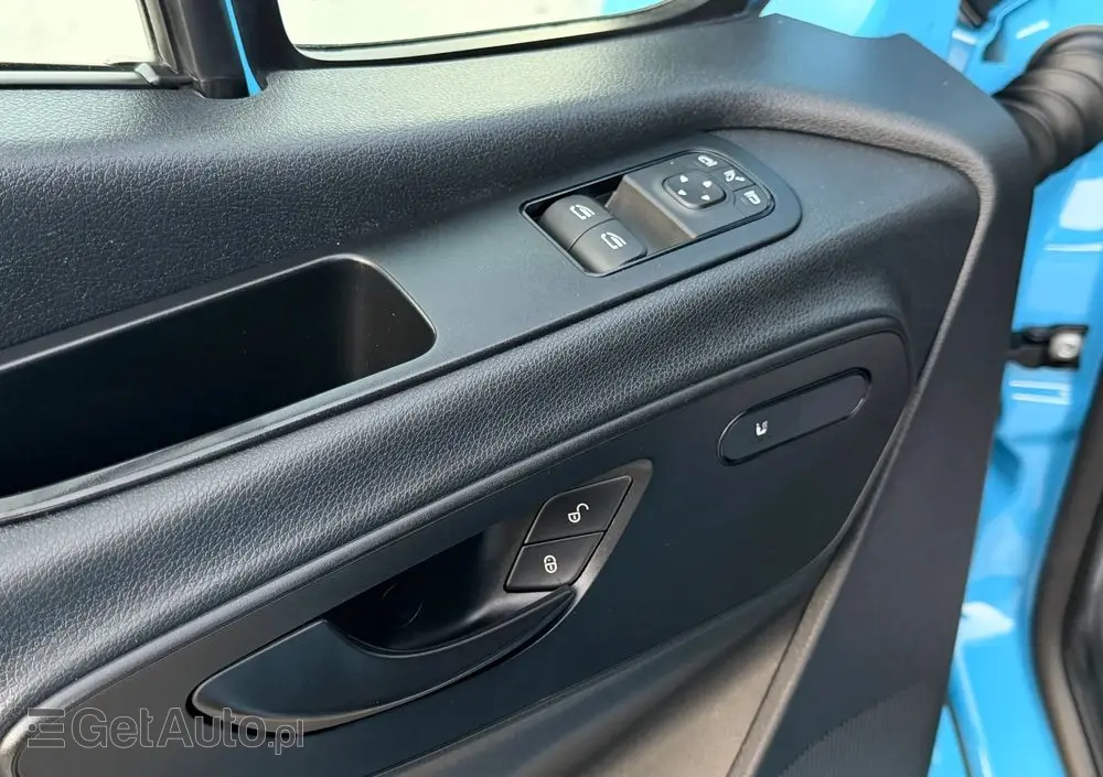 MERCEDES-BENZ SPRINTER // 319 CDI // 3.0 V6 190 KM // AUTOMAT // MAŁY PRZEBIEG //  BEZWYPADKOWY // L2H1 // FULL LED // SALON PL // 1 WŁ // 