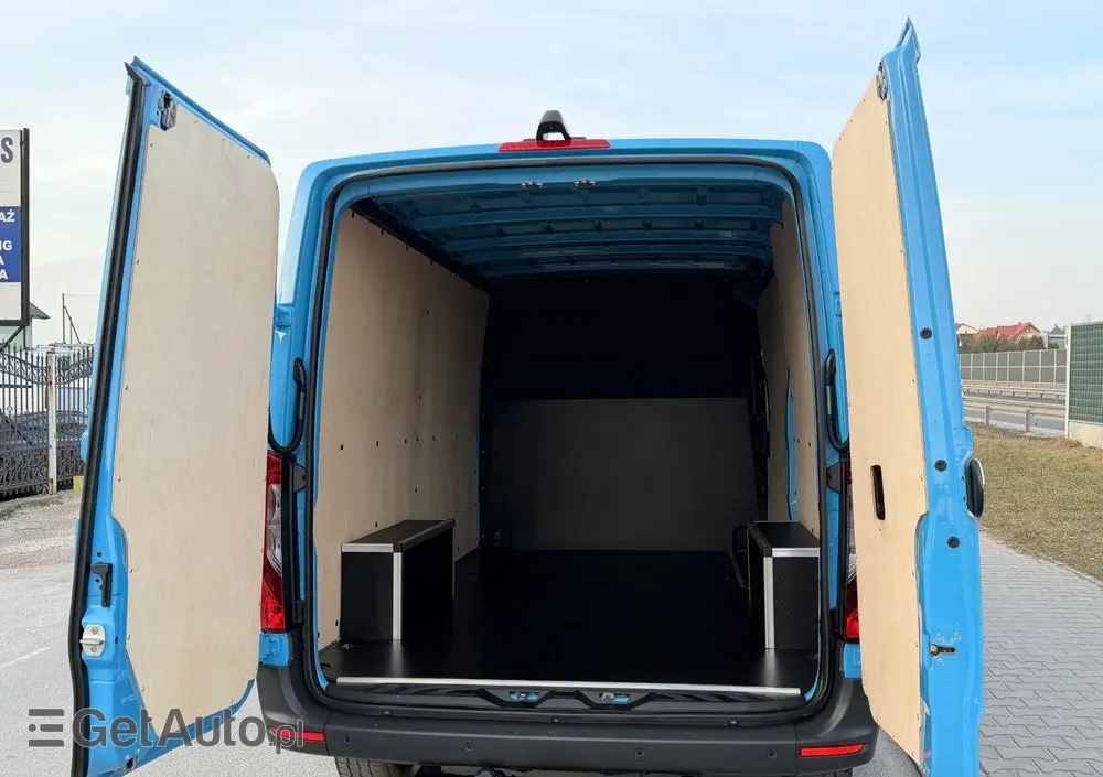 MERCEDES-BENZ SPRINTER // 319 CDI // 3.0 V6 190 KM // AUTOMAT // MAŁY PRZEBIEG //  BEZWYPADKOWY // L2H1 // FULL LED // SALON PL // 1 WŁ // 
