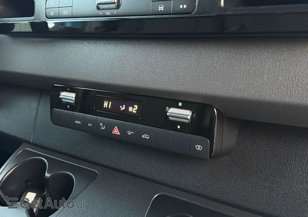 MERCEDES-BENZ SPRINTER // 319 CDI // 3.0 V6 190 KM // AUTOMAT // MAŁY PRZEBIEG //  BEZWYPADKOWY // L2H1 // FULL LED // SALON PL // 1 WŁ // 