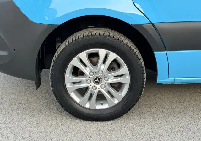 MERCEDES-BENZ SPRINTER // 319 CDI // 3.0 V6 190 KM // AUTOMAT // MAŁY PRZEBIEG //  BEZWYPADKOWY // L2H1 // FULL LED // SALON PL // 1 WŁ // 