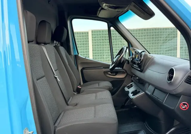 MERCEDES-BENZ SPRINTER // 319 CDI // 3.0 V6 190 KM // AUTOMAT // MAŁY PRZEBIEG //  BEZWYPADKOWY // L2H1 // FULL LED // SALON PL // 1 WŁ // 