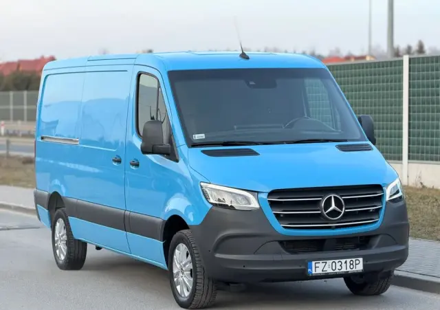 MERCEDES-BENZ SPRINTER // 319 CDI // 3.0 V6 190 KM // AUTOMAT // MAŁY PRZEBIEG //  BEZWYPADKOWY // L2H1 // FULL LED // SALON PL // 1 WŁ // 