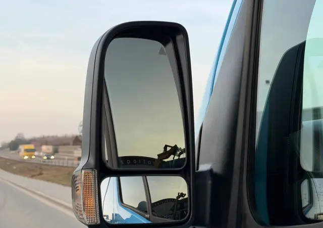 MERCEDES-BENZ SPRINTER // 319 CDI // 3.0 V6 190 KM // AUTOMAT // MAŁY PRZEBIEG //  BEZWYPADKOWY // L2H1 // FULL LED // SALON PL // 1 WŁ // 