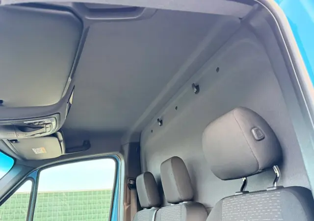 MERCEDES-BENZ SPRINTER // 319 CDI // 3.0 V6 190 KM // AUTOMAT // MAŁY PRZEBIEG //  BEZWYPADKOWY // L2H1 // FULL LED // SALON PL // 1 WŁ // 