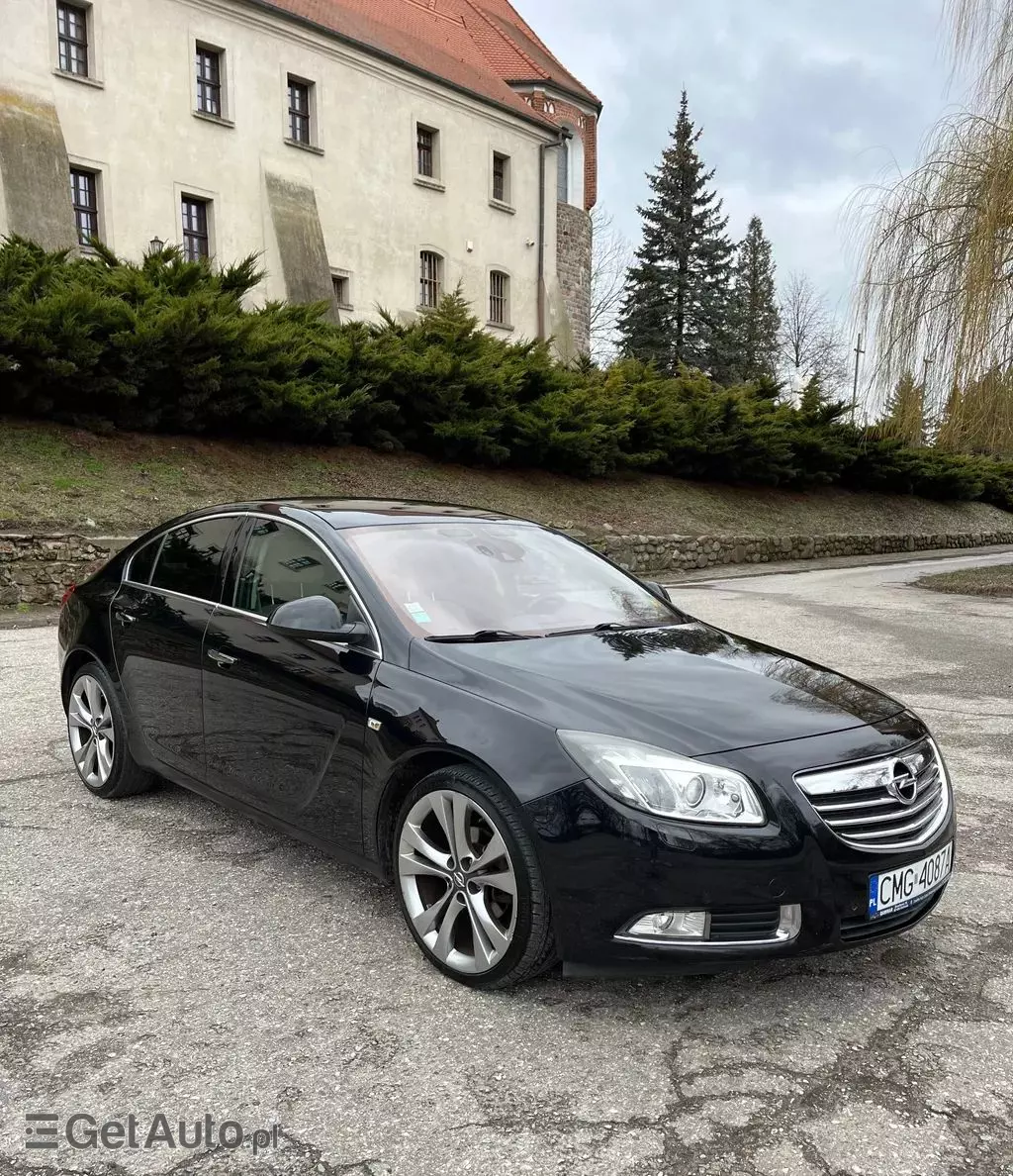OPEL Insignia 