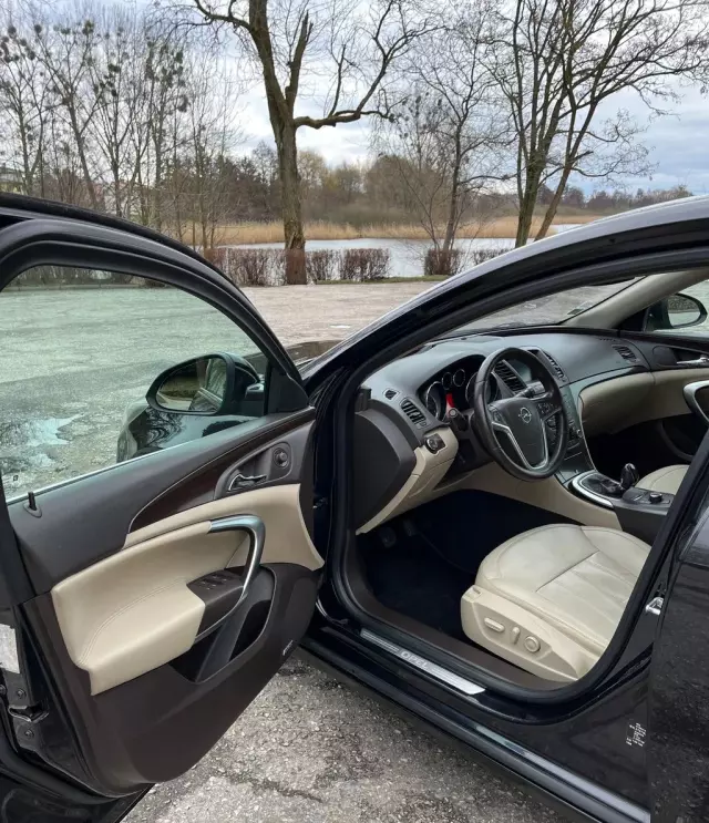 OPEL Insignia 