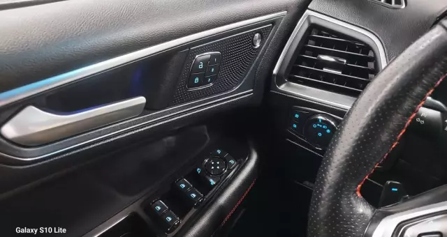 FORD Edge 2.0 EcoBlue Twin-Turbo 4WD ST-Line