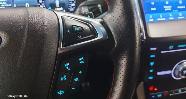 FORD Edge 2.0 EcoBlue Twin-Turbo 4WD ST-Line