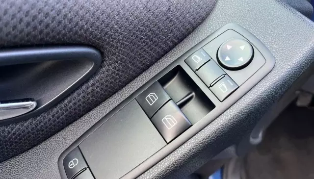 MERCEDES-BENZ Klasa A 