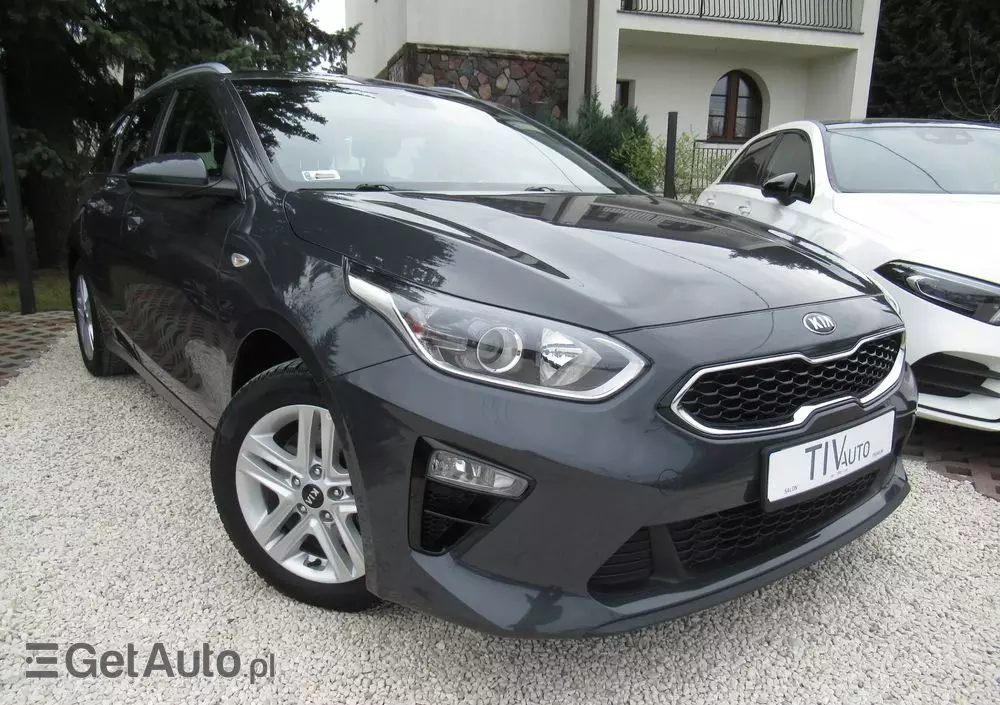 KIA Ceed 1.5 T-GDI M DCT