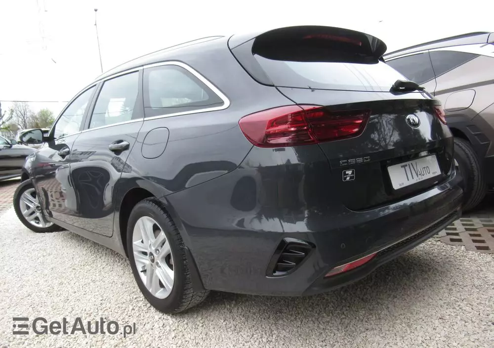KIA Ceed 1.5 T-GDI M DCT