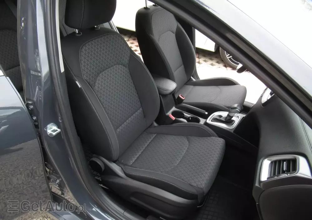 KIA Ceed 1.5 T-GDI M DCT