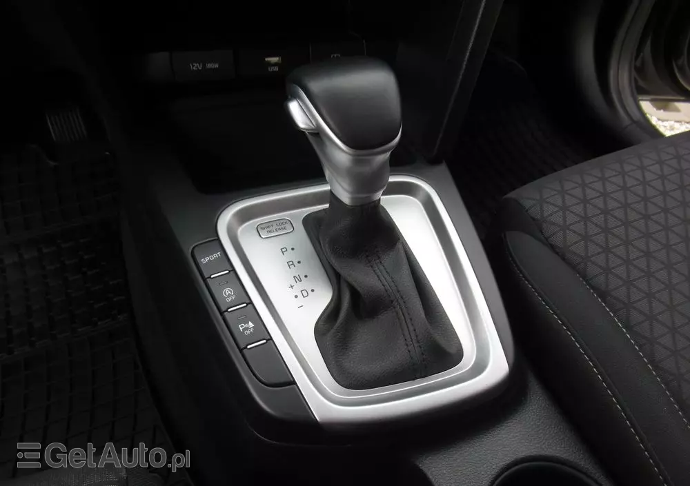 KIA Ceed 1.5 T-GDI M DCT