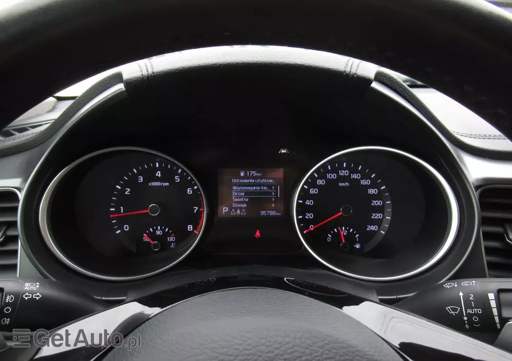 KIA Ceed 1.5 T-GDI M DCT