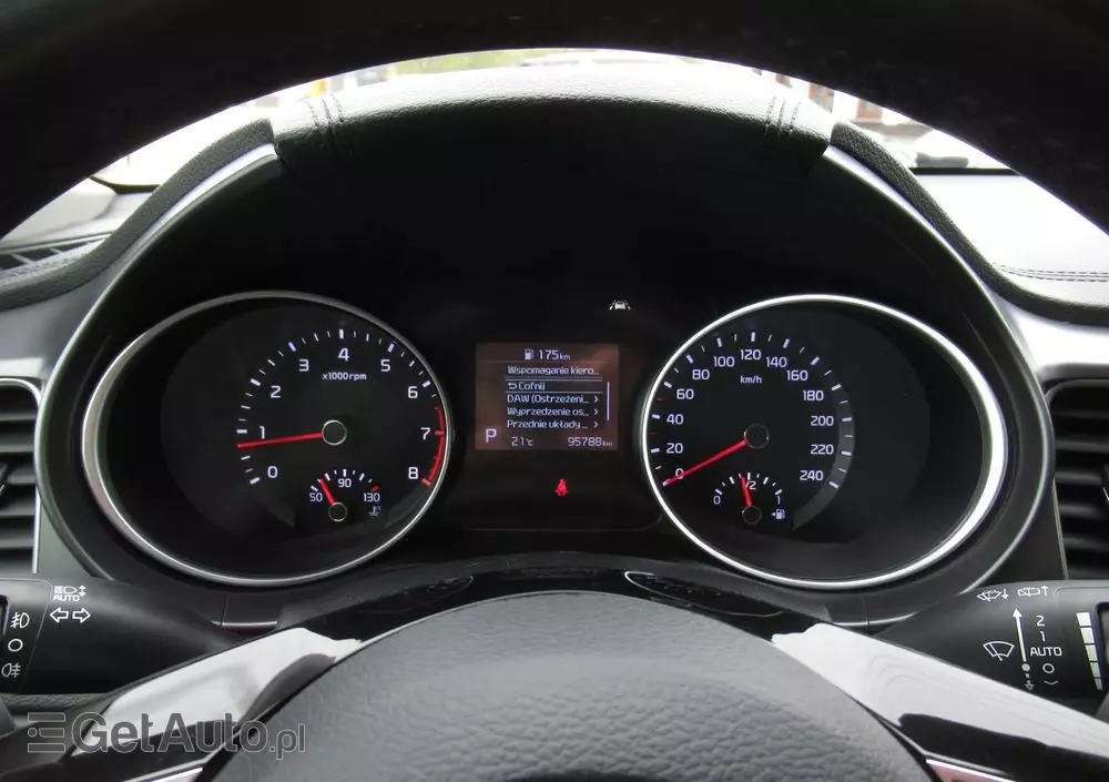 KIA Ceed 1.5 T-GDI M DCT