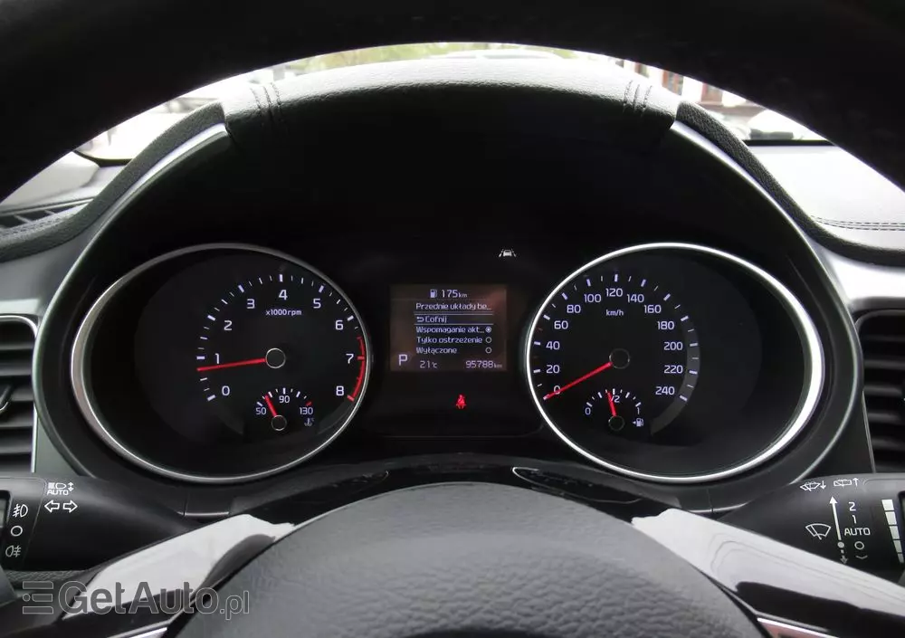 KIA Ceed 1.5 T-GDI M DCT