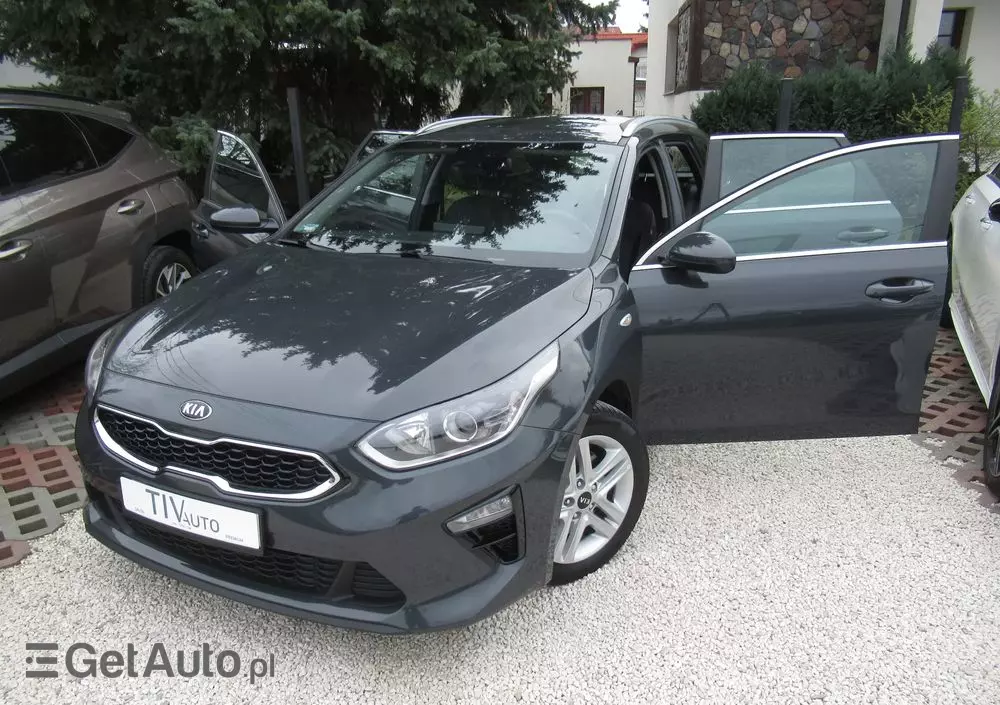 KIA Ceed 1.5 T-GDI M DCT
