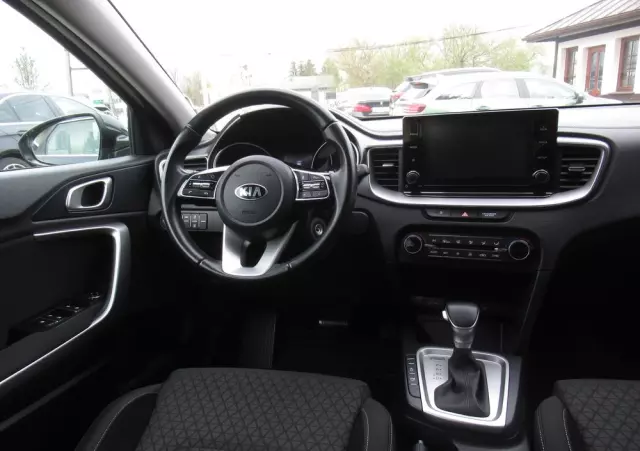 KIA Ceed 1.5 T-GDI M DCT