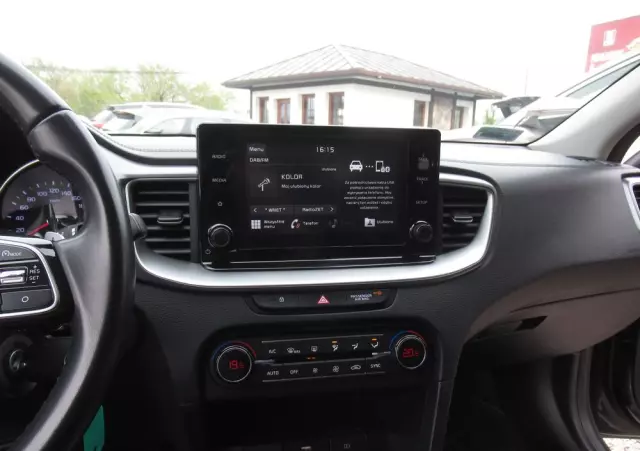 KIA Ceed 1.5 T-GDI M DCT