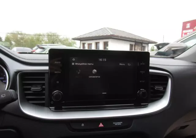 KIA Ceed 1.5 T-GDI M DCT