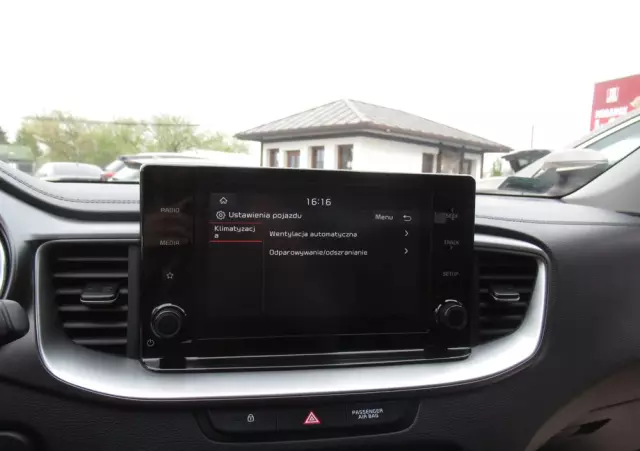 KIA Ceed 1.5 T-GDI M DCT