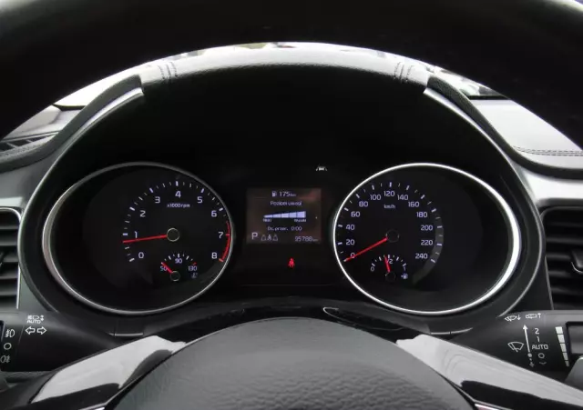 KIA Ceed 1.5 T-GDI M DCT