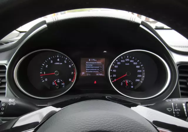 KIA Ceed 1.5 T-GDI M DCT