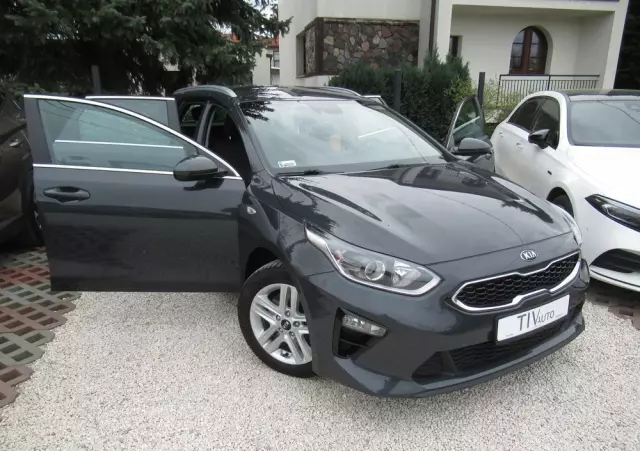 KIA Ceed 1.5 T-GDI M DCT
