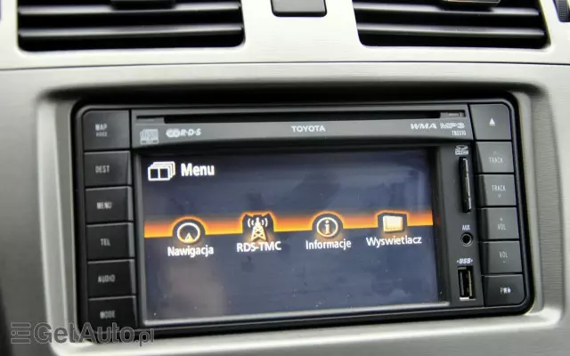 TOYOTA Avensis 1.8 Sol