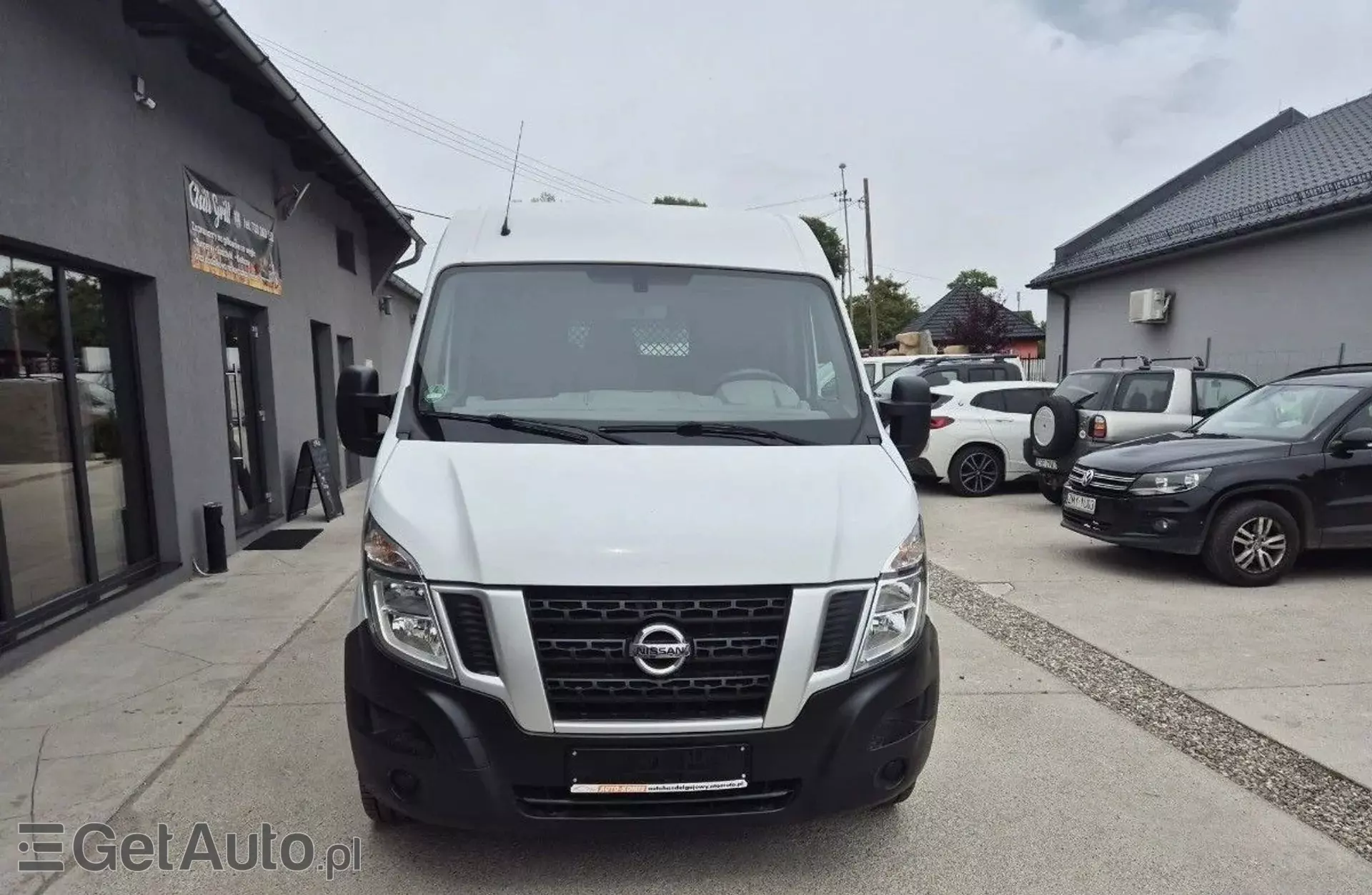 NISSAN Nv400 