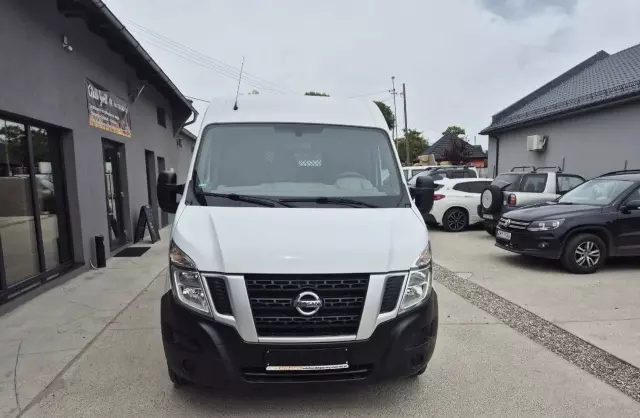 NISSAN Nv400 