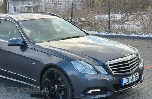 MERCEDES-BENZ Klasa E 