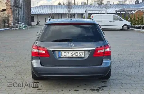 MERCEDES-BENZ Klasa E 