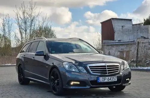 MERCEDES-BENZ Klasa E 